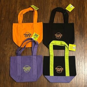 Trader Joe’s Halloween Mini Tote NWT